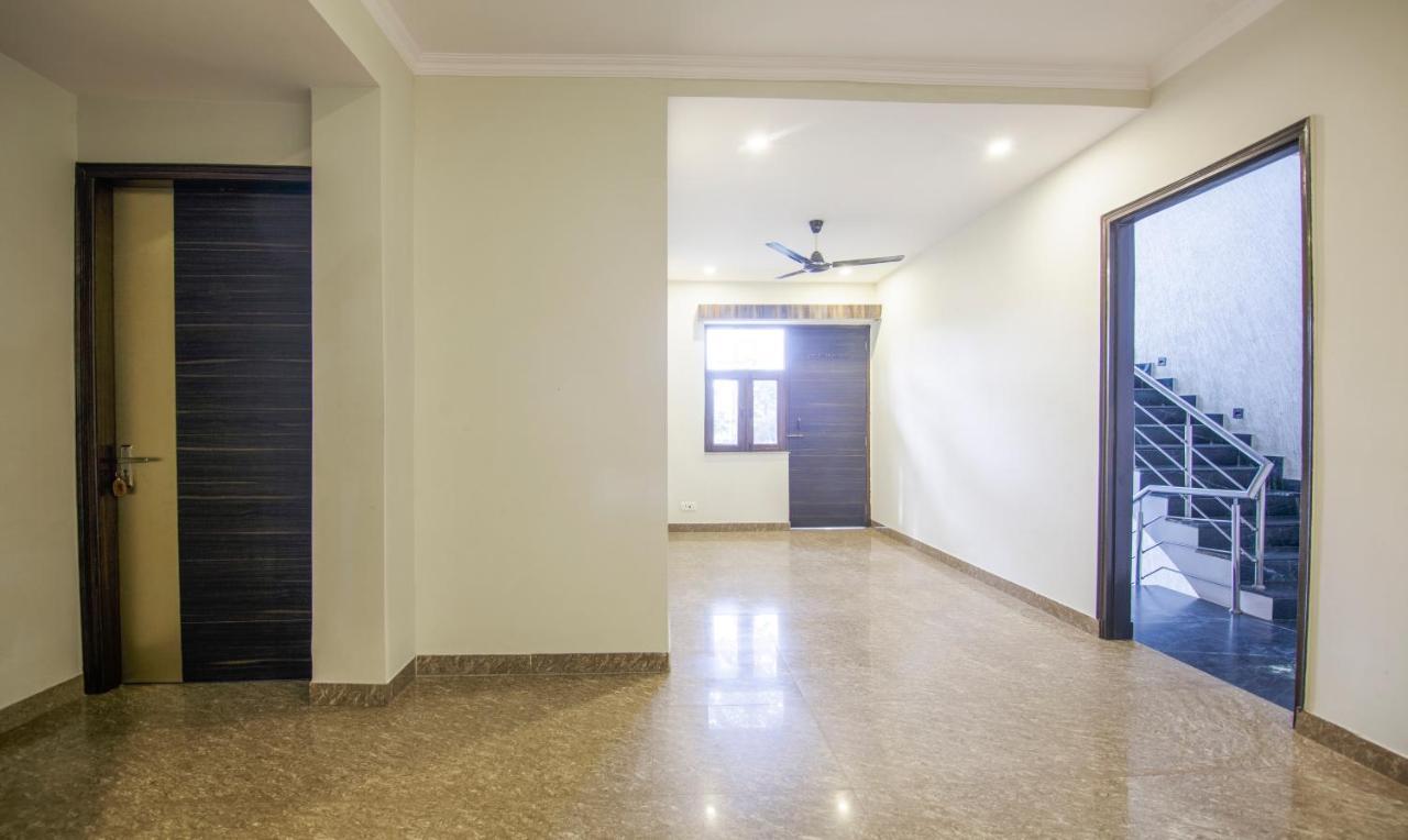 Treebo Swastika Premium Hotell Noida Exteriör bild