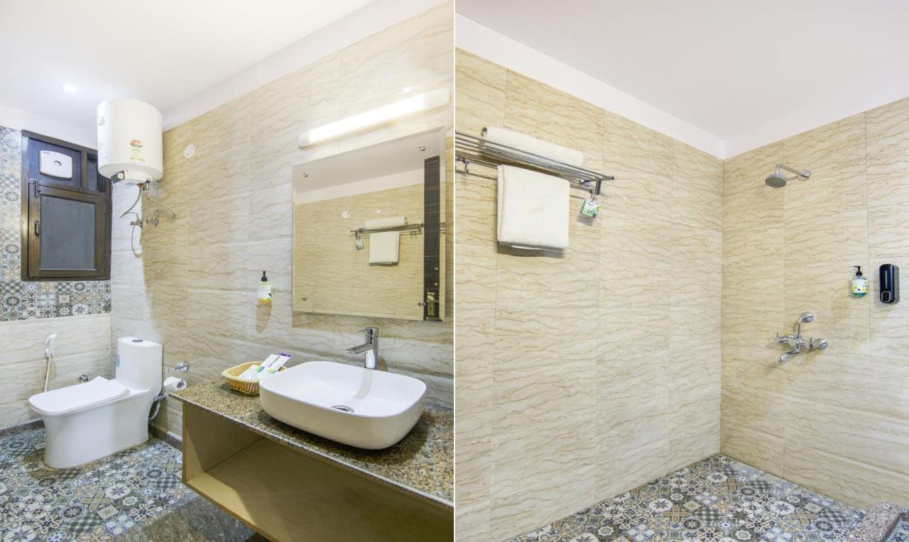 Treebo Swastika Premium Hotell Noida Exteriör bild