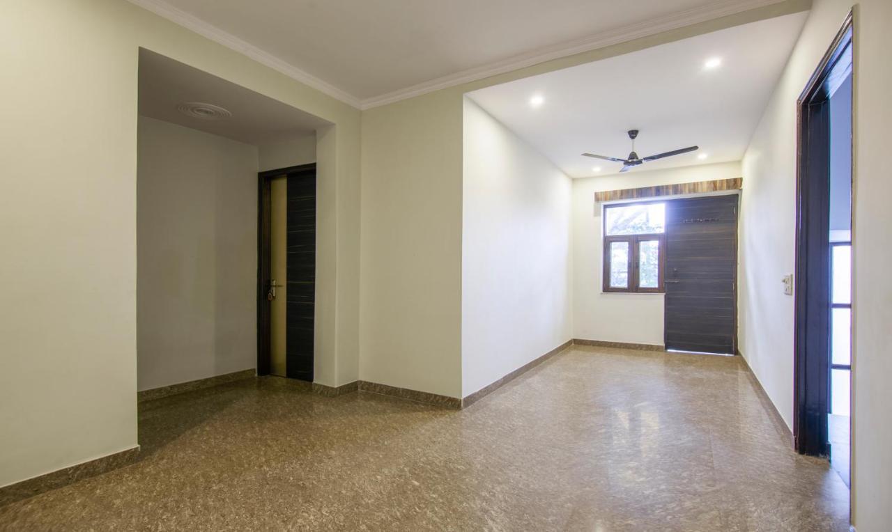 Treebo Swastika Premium Hotell Noida Exteriör bild